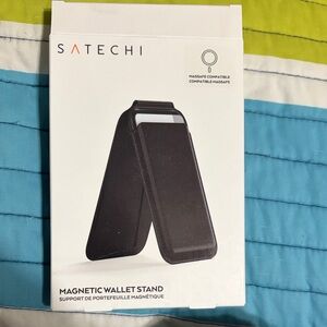 Satechi Magnetic Wallet Stand - Black